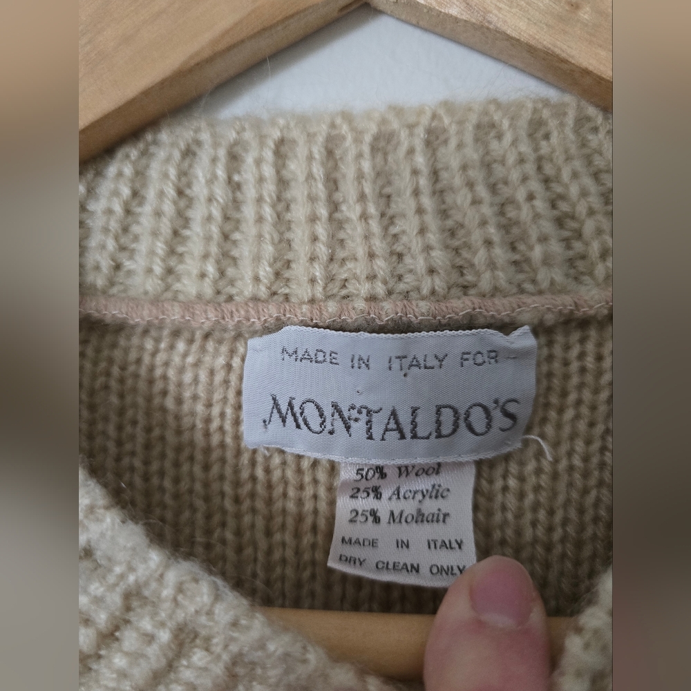 Vintage Montaldo's Wool Blend Beige Womens Knit Sweater Small Made In Italy - Picture 7 of 8